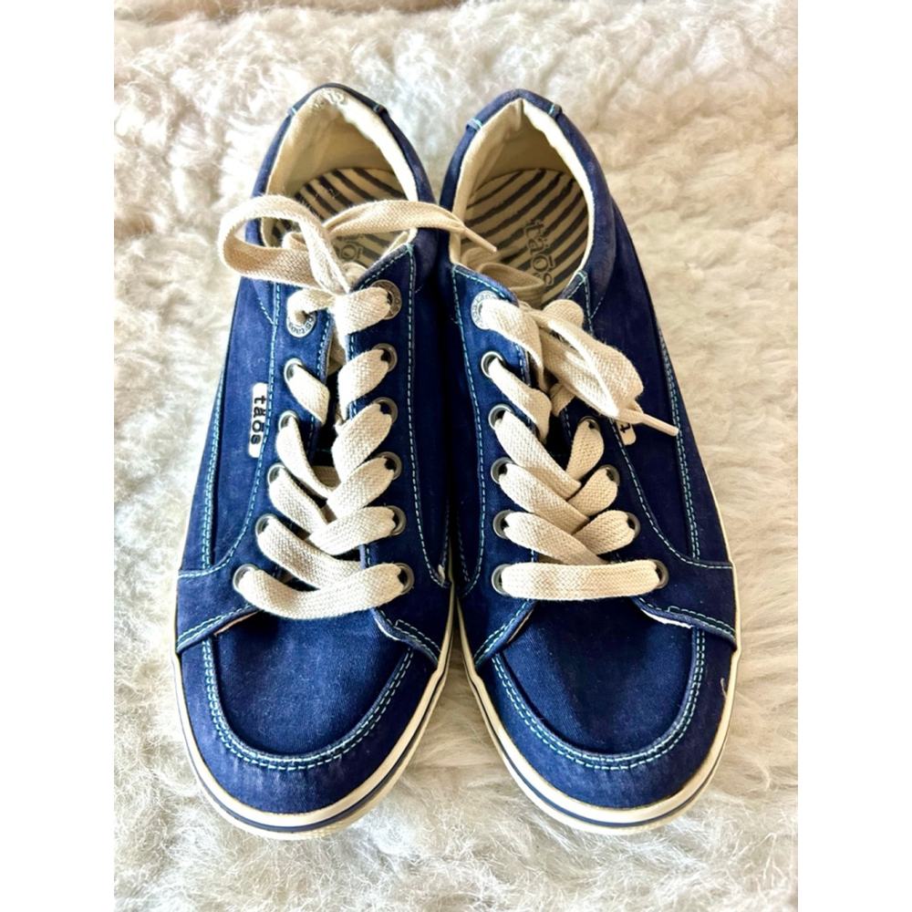 Taos Moc Star Dark Blue Denim Lace Up Sneakers Shoes Washed look Women Size 7.5